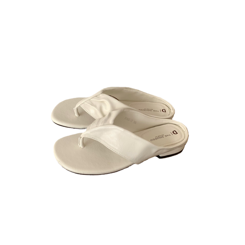 Korean Minimalist Round Toe Lace Flip Flops Women 2026 New Soft Sole Vacation Beach Slippers - Style 662bd7 - Image 5