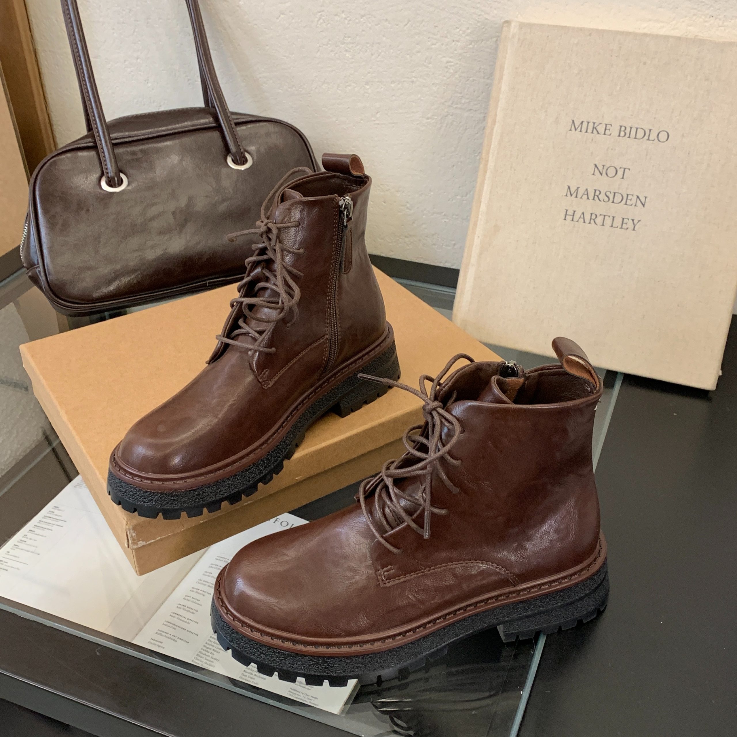 New Autumn Winter Motorcycle Short Boots Washed Shrunken Horse Leather Round Toe British Lace Up Thick Sole Martin Boots Women - Image 3